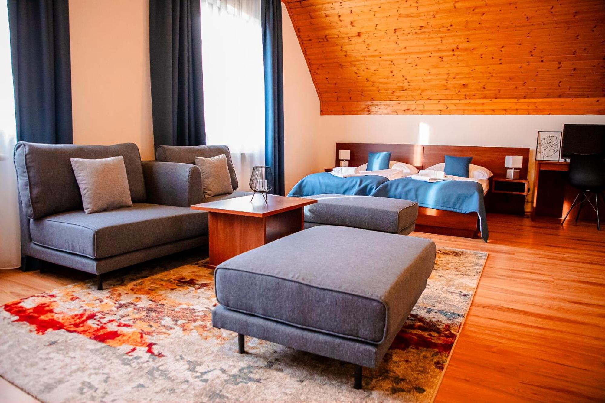 Hotel Rozalka 베즈녹 외부 사진