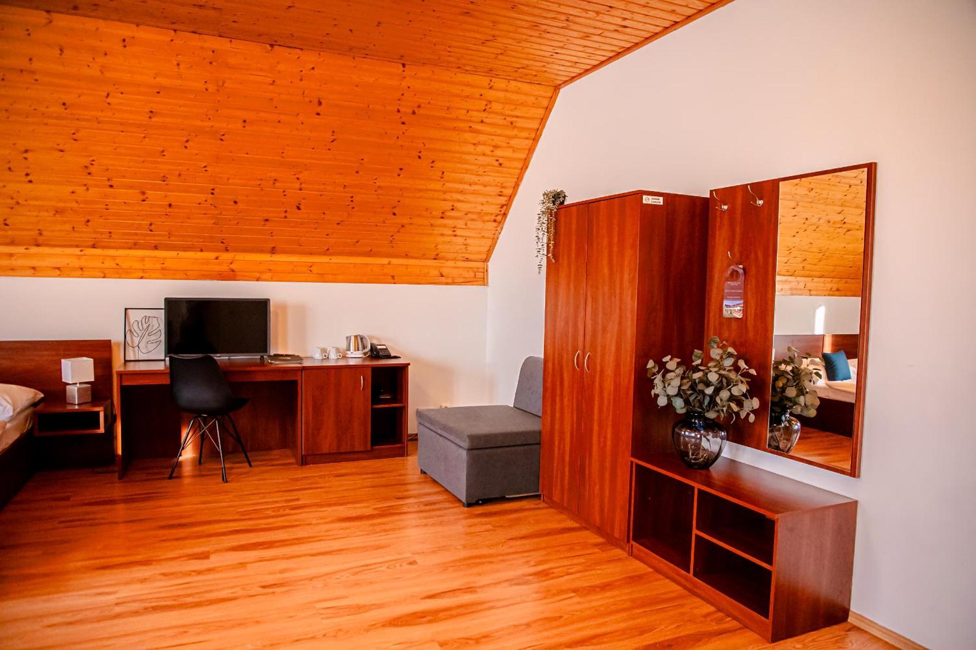 Hotel Rozalka 베즈녹 외부 사진