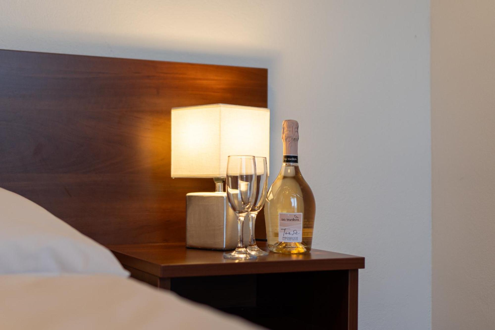 Hotel Rozalka 베즈녹 외부 사진