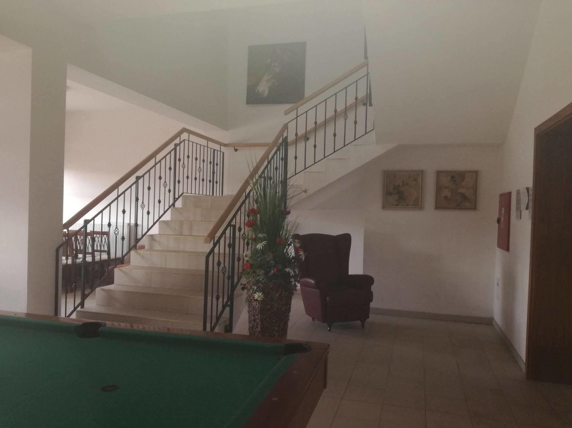 Hotel Rozalka 베즈녹 외부 사진